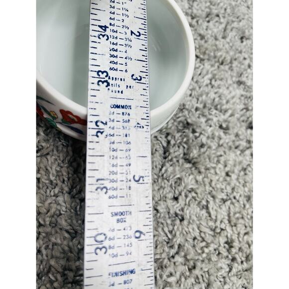 Arita Ware Flower Pattern Ceramic Bowl with Lid Japanese Home Decoration - Picture 8 of 9